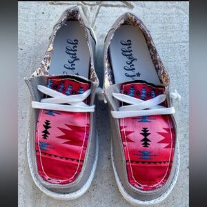 Pink Aztec Women’s Shoes size 7.5